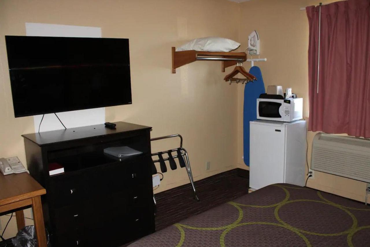 Asteria & Hotel 2*